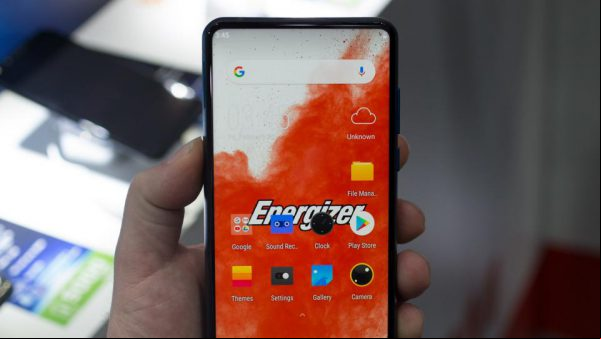 Energizer Power Max P18K Pop: Un móvil con 18.000 mAh de batería