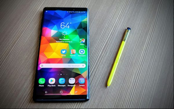 Galaxy S10+: El mejor móvil Android impermeable que puedes comprar