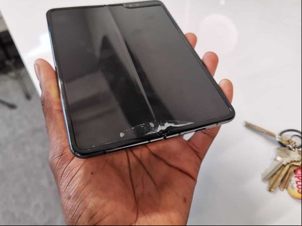 CEO de Samsung: presioné el lanzamiento de Galaxy Fold antes de que estuviera listo