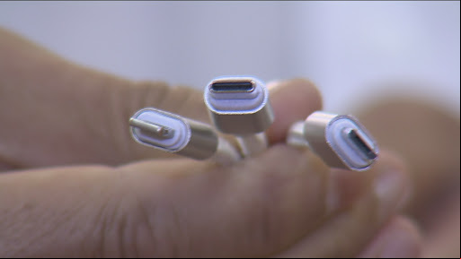 Parlamento Europeo a favor de un cargador único para teléfonos
