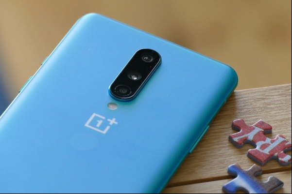 OnePlus 8 VS iPhone 11: ¿cuál es el mejor para ti?
