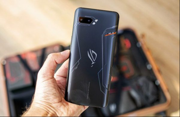 Asus ROG Phone 3 es uno de los mejores móviles dedicados a juegos que saldrá este año, y en Aplicaciones Android te diremos todos sus beneficios.